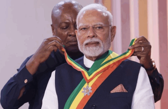 Mahama honours Indian Prime Minister Modi with Order of the Star of Ghana